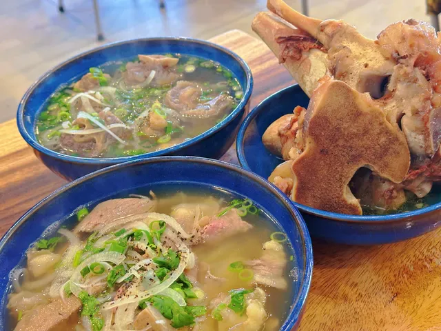 金 BIG BONE PHỞ记 (Phở Kim Ký) - Phở Hoa Hồi Vàng