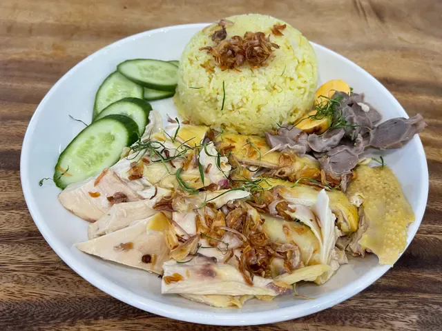金 BIG BONE PHỞ记 (Phở Kim Ký) - Phở Hoa Hồi Vàng