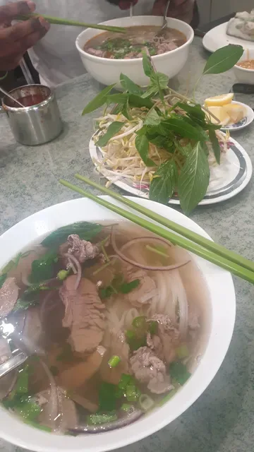 PHO Hung Preston