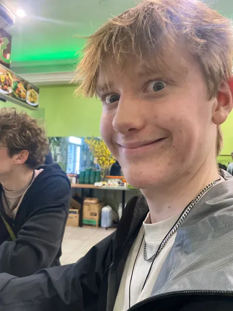 PHO Hung Preston