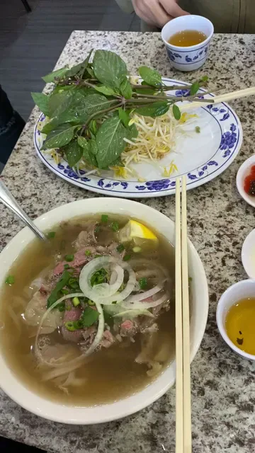 Pho Kim Long