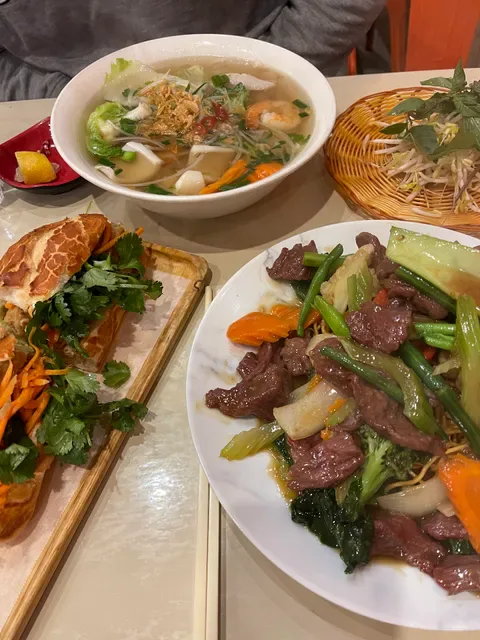 Pho St