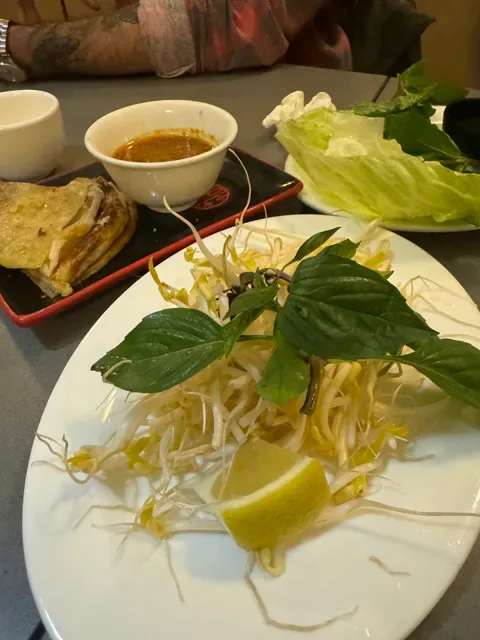 Pho Victoria