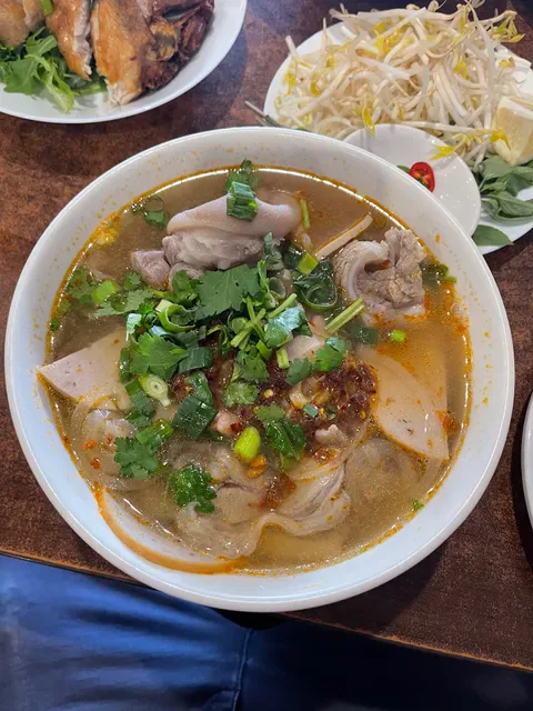 Phuong Nam