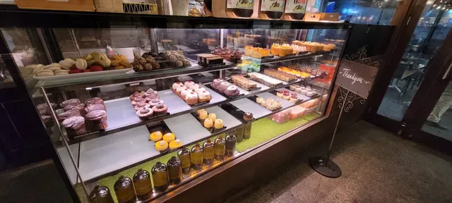 Piatella Cafe Bar