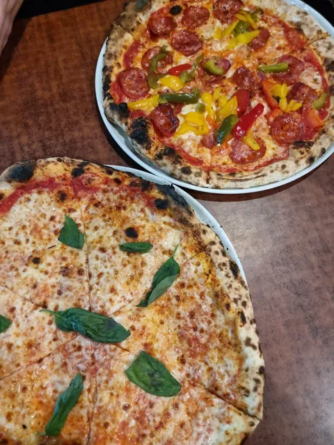 Maurizio Pizzeria