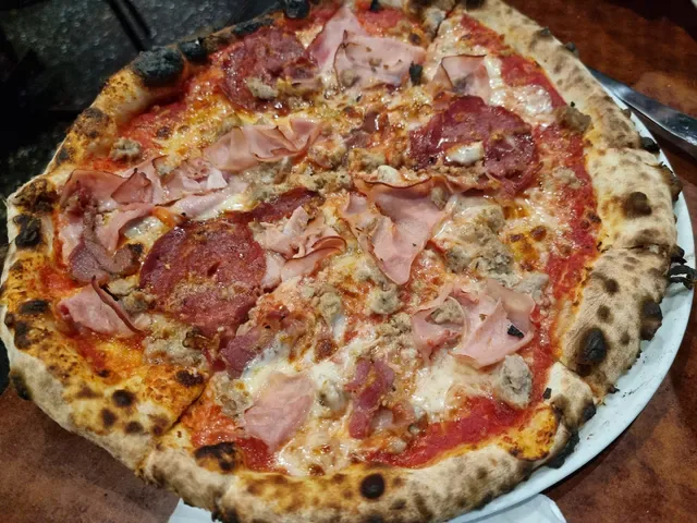 Maurizio Pizzeria