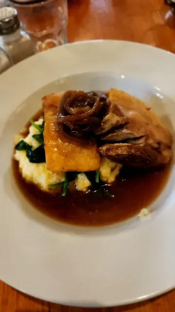 Pig & Whistle Tavern
