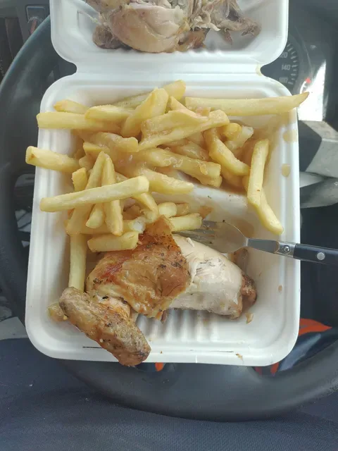 Pinewood Chicken Bar