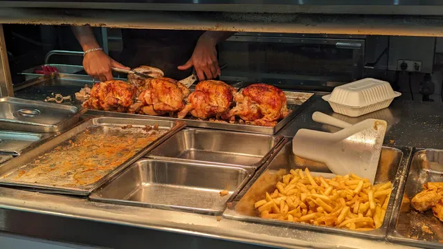 Pinewood Chicken Bar