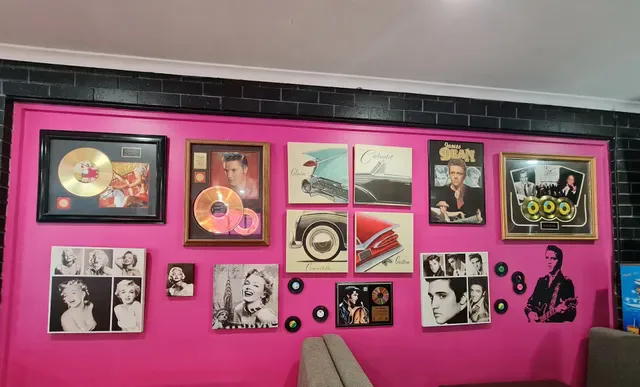 Pink Ladies Diner
