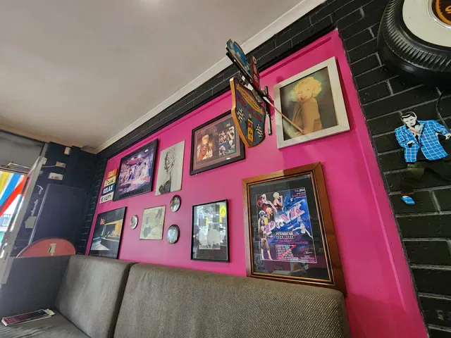 Pink Ladies Diner