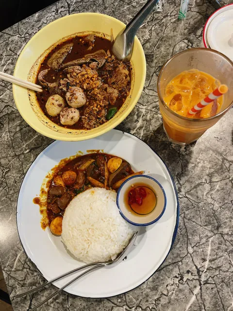 Pinto Thai Food ปิ่นโตเดลิเวอรี่