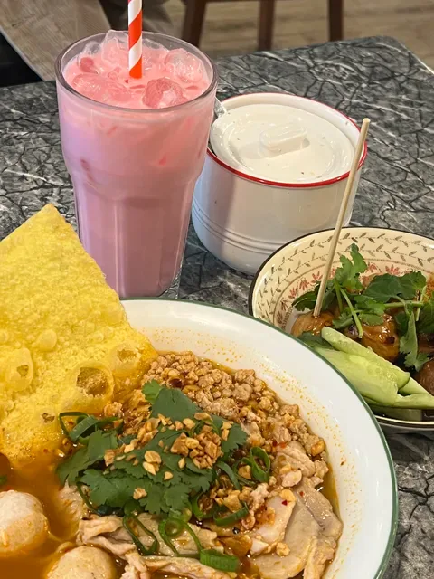 Pinto Thai Food ปิ่นโตเดลิเวอรี่