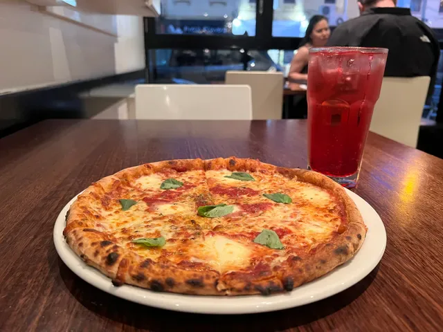 Pizza E Vino