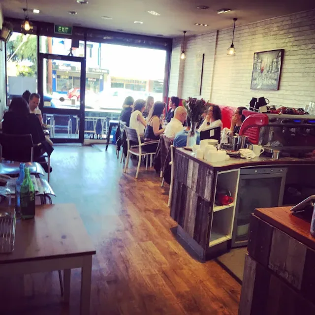 Platform 1 Cafe
