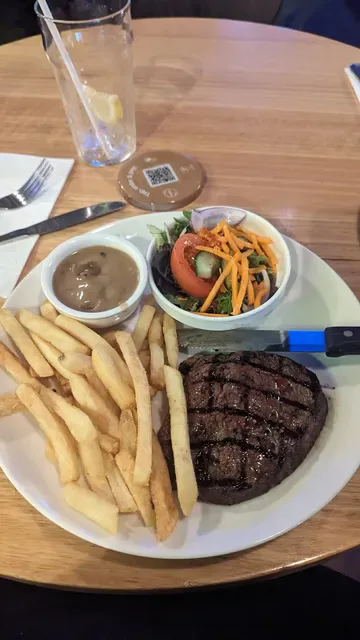 Plaza Tavern