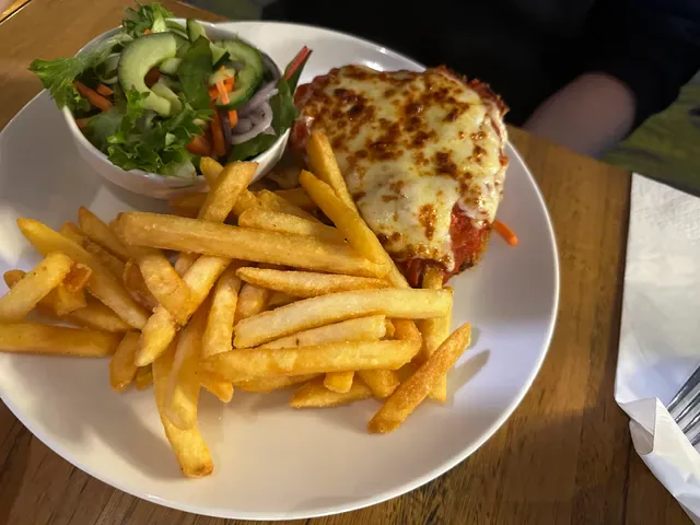 Plaza Tavern