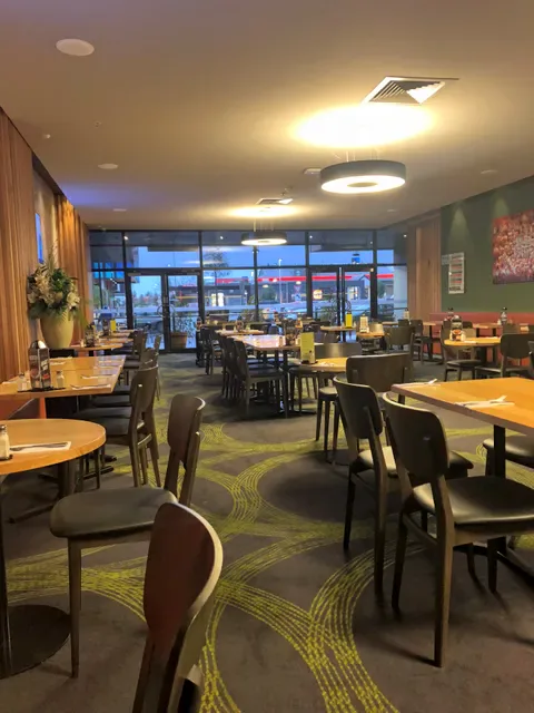 Plaza Tavern
