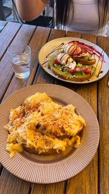 Pops Cafe Bar
