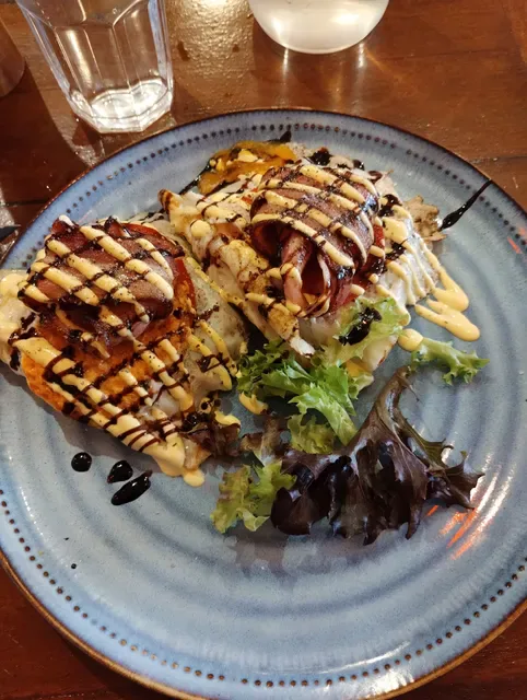 Pops Cafe Bar
