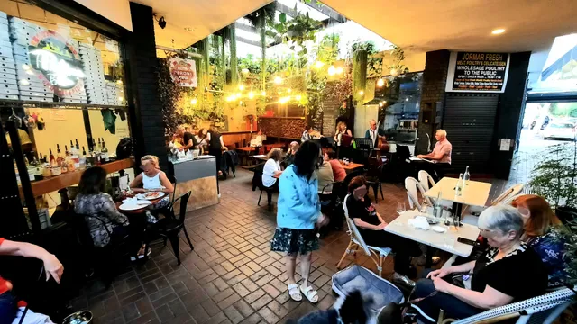 Portone Woodfired Pizza & Bar