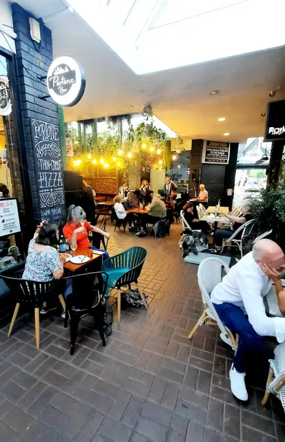 Portone Woodfired Pizza & Bar