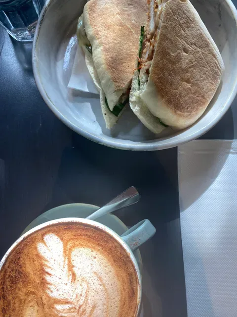 Rathdowne & Reeves Cafe