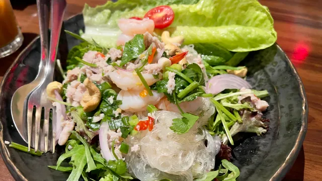 Red Petite Thai Cafe