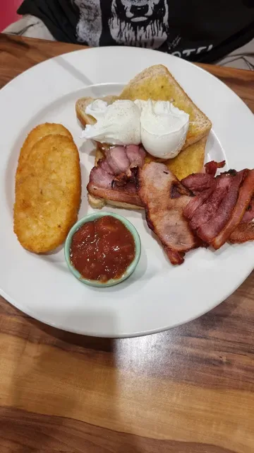 Red Relish Cafe