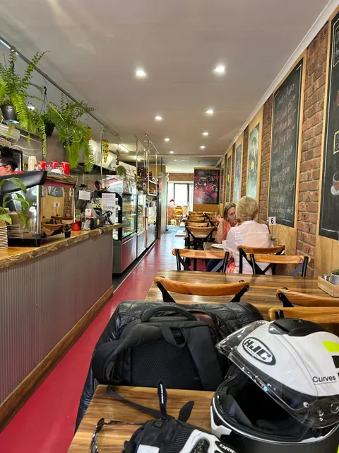 Red Relish Cafe