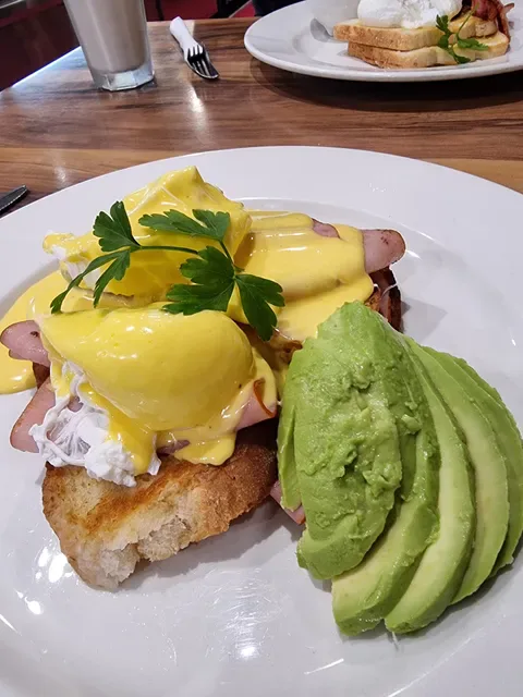Red Relish Cafe