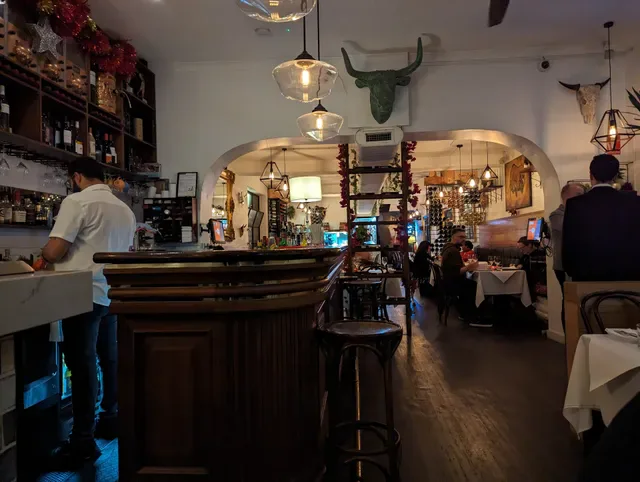 Remy Bar de Tapas y Vino