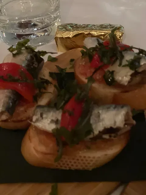 Remy Bar de Tapas y Vino