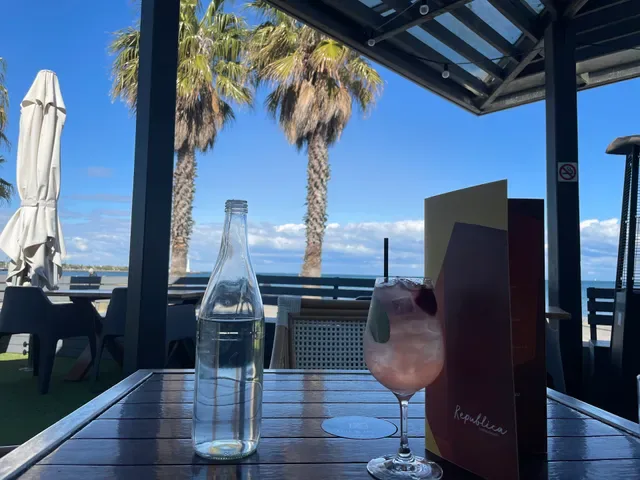 Republica St Kilda Beach