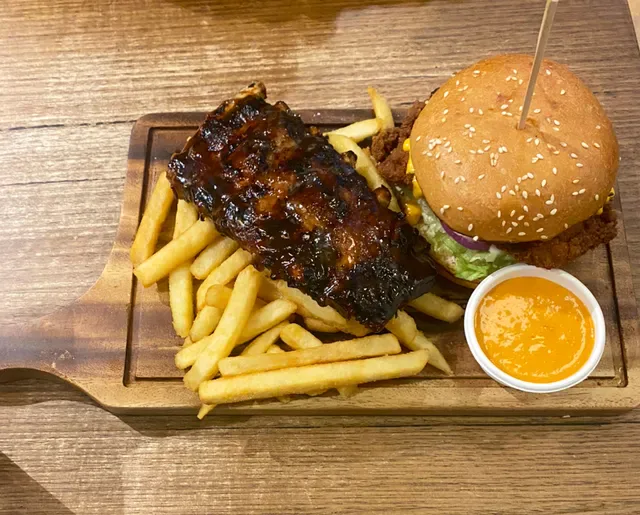 Ribs & Burgers Craigieburn