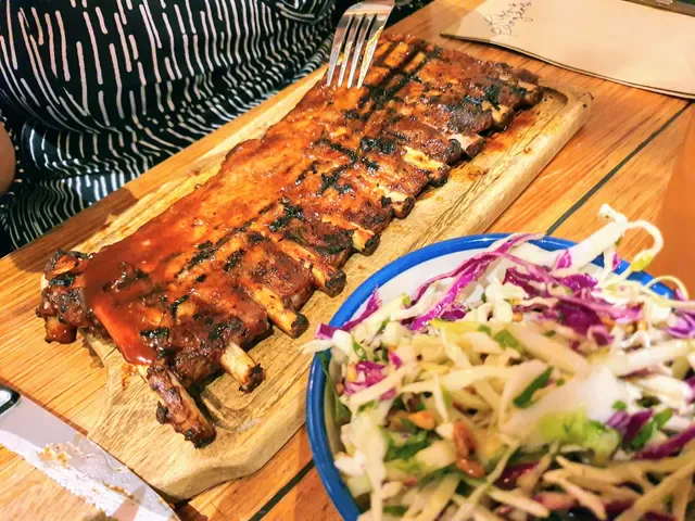 Ribs & Burgers Hawthorn