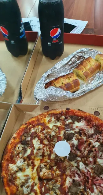 Ricciolini's Pizza Pasta House