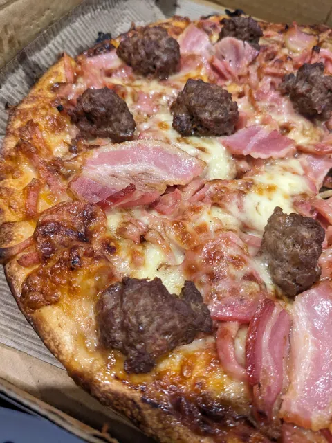 Ricciolini's Pizza Pasta House