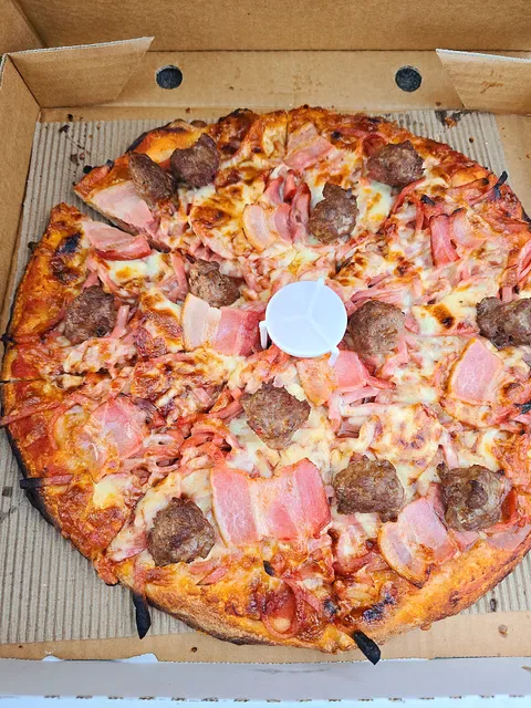 Ricciolini's Pizza Pasta House