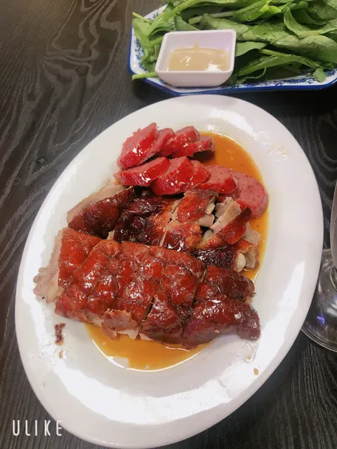 Roast Duck Inn 喜万年烧腊饭店