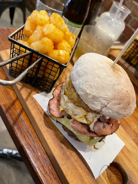 Rocco's Burger Cafe