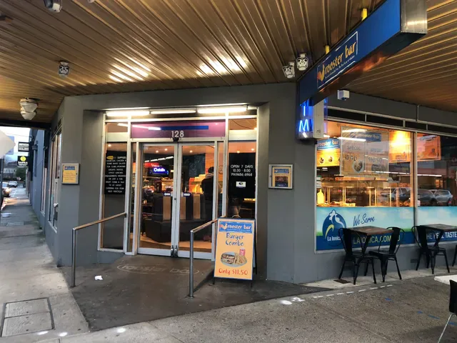 Rooster Bar