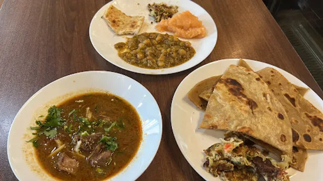 Rosh Restaurant