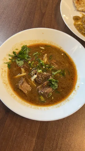 Rosh Restaurant