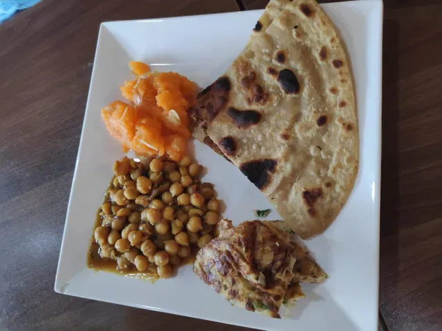 Rosh Restaurant