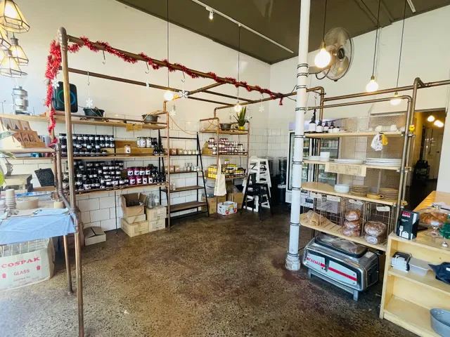 Round Bird Food & Wine Merchants