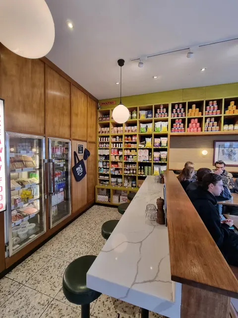 Rowena Corner Store