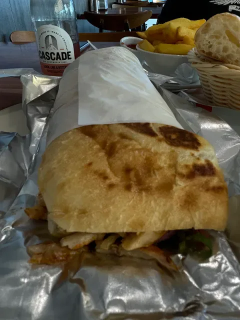 Roxy Kebabs & Cafė Mill Park