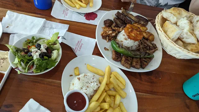 Roxy Kebabs & Cafė Mill Park